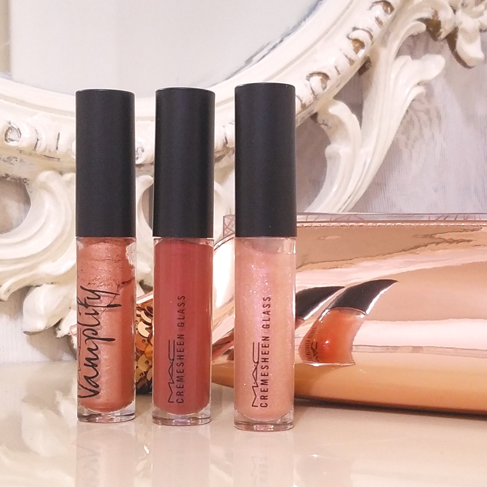 Lip gloss kit w/watch
